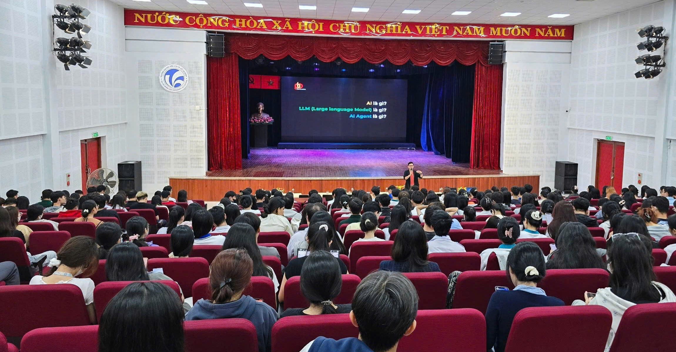 PNB EDUCATION ĐỒNG HÀNH CÙNG TRƯỜNG ĐẠI HỌC VĂN HÓA TRONG CHƯƠNG TRÌNH LÀM CHỦ CÔNG NGHỆ TRONG KỶ NGUYÊN SỐ (3)